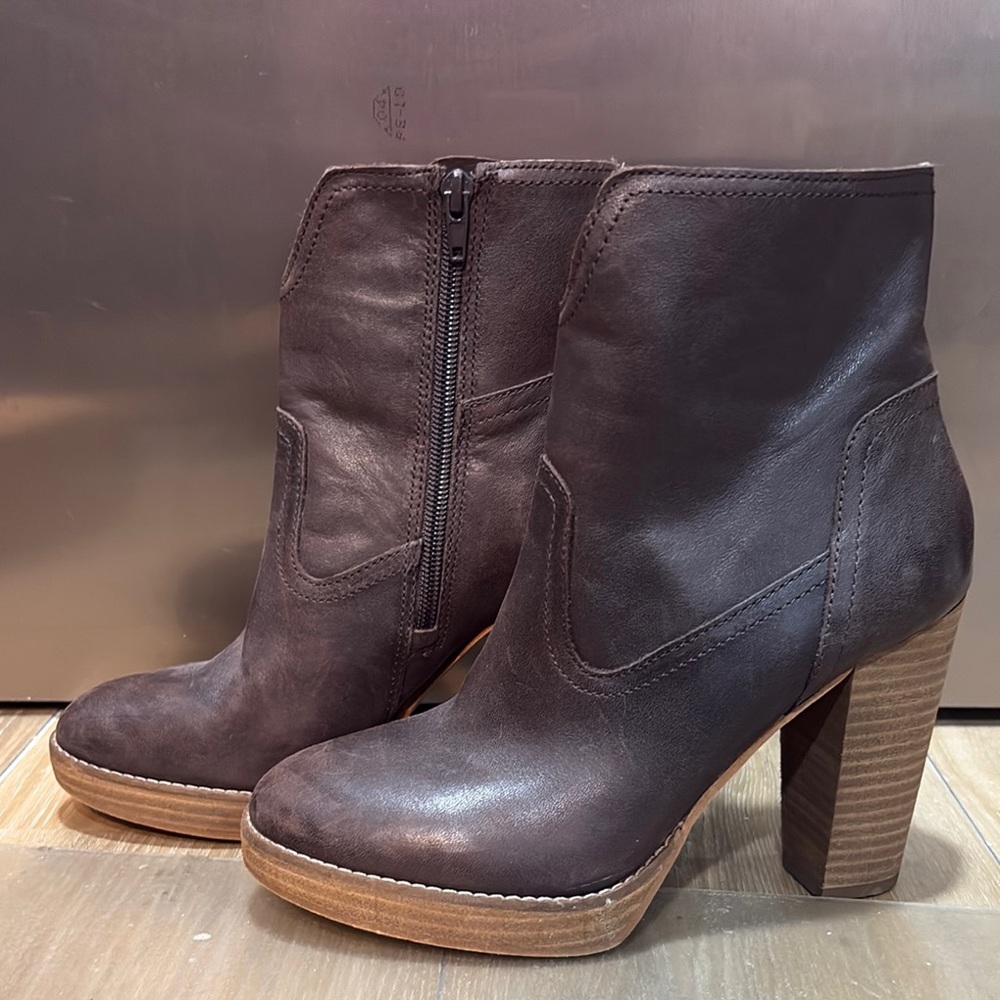 Lucky Brand - Women's Brown Leather Ankle Boots